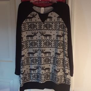 Now N Forever black with gray sweater